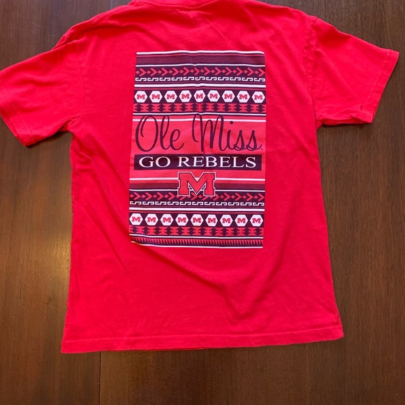 Ole Miss Rebels ladies small red tshirt NWOT - Picture 4 of 5